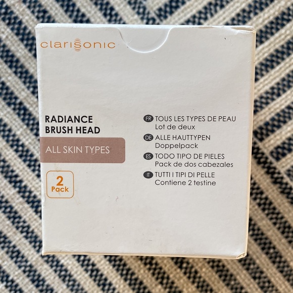 Clarisonic ‘radiance’ brush head - Picture 2 of 11